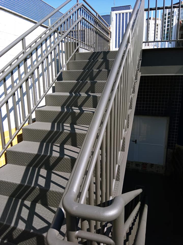 Fabricação de Escadas Fabricação de Escadas